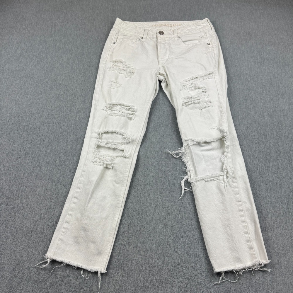 American Eagle Jeans Women 2 (28X26)‎ White Tomgirl Distressed Denim Straight